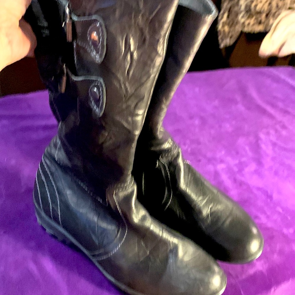 Noat winter boots